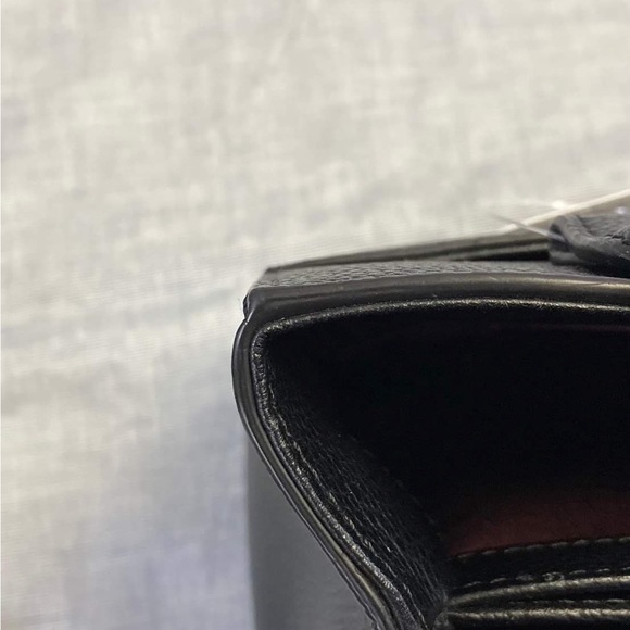 Chanel Executive Neo Grained Mini - Picture 10 of 17